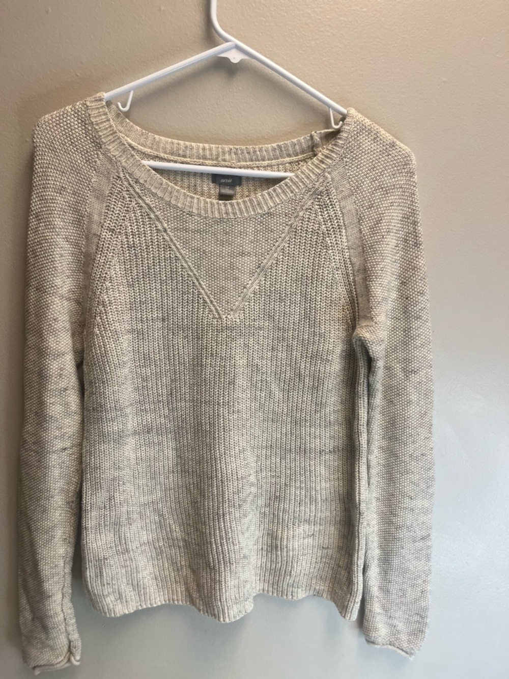 aerie Cream Crewneck Sweater 100% cotton,with V-Stitch Detail